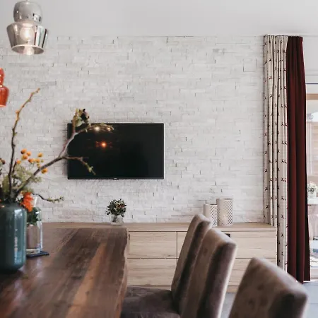 Village Park زيل أم سي